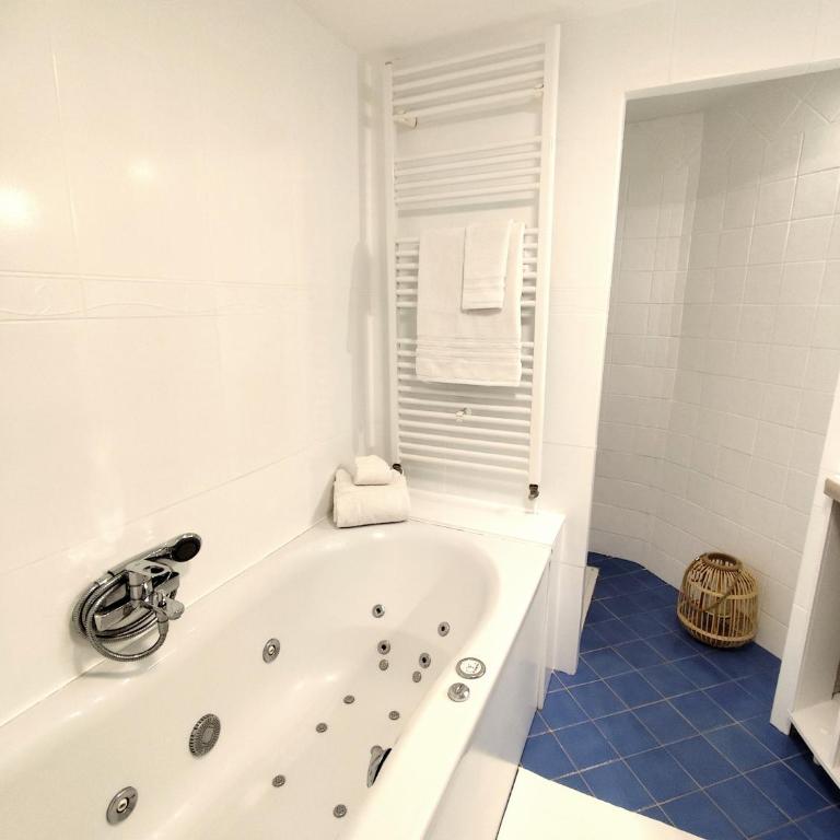 Duplex L'Aparté 2 à 4 pers - Balnéo - Appartement Familial 2 Chambres - 18