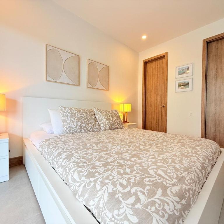Beachfront 2BR Private Pool - Morros Kai - Two-Bedroom Apartment - 17