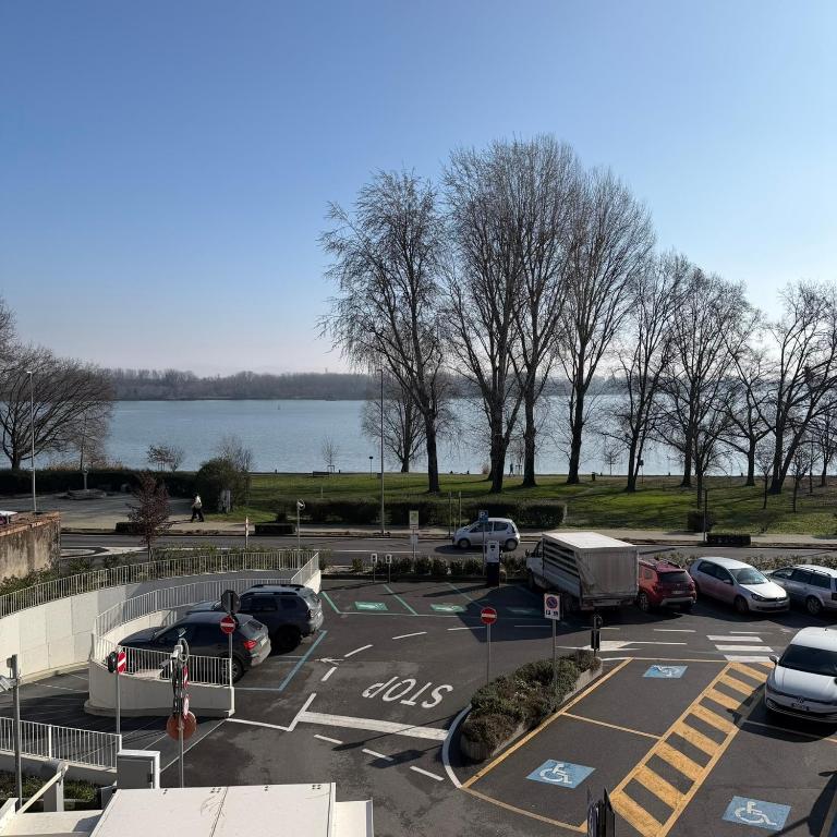 Residenza Bibiena - Lake View - - Camera Deluxe Matrimoniale/Doppia con Letti Singoli con Vista Lago - 17
