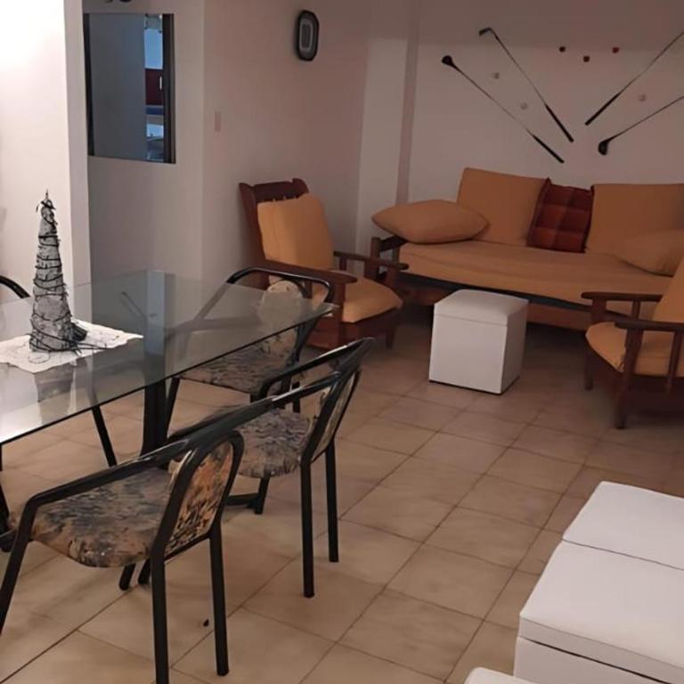Departamento a 3 Cuadras del Mar con comodidades para hasta 8 personas Cochera Aire Acondicionado en todo el Departamento WiFi de alta velocidad - Room #1583223501 - 10