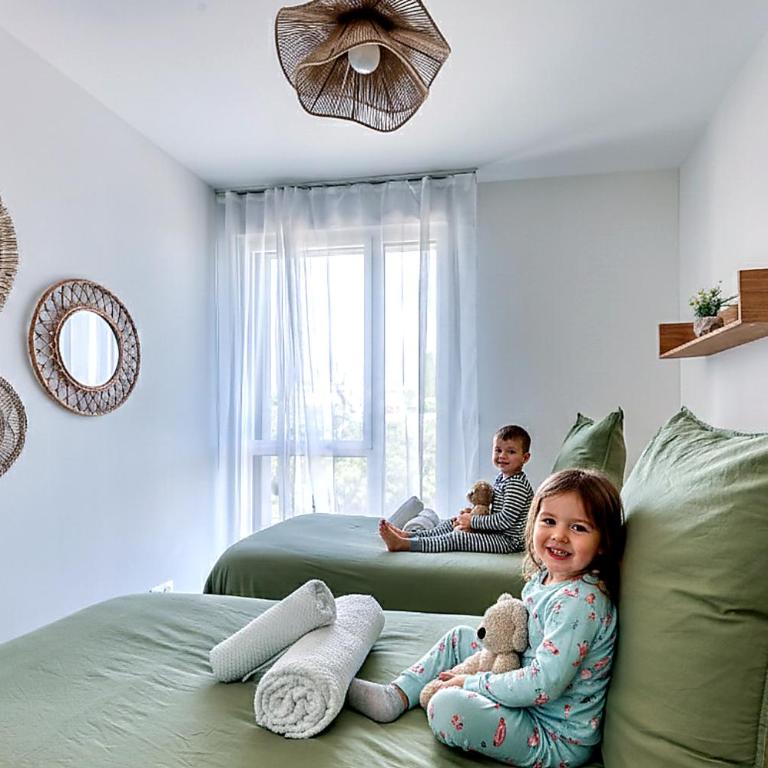 Les Lumières du Cinquième , 2 chambres , clim , wifi , Cap3000 à pied , parking - Appartement 2 Chambres - 5