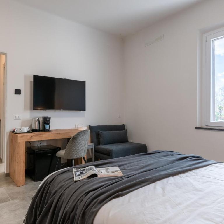 La Corte Rooms Pisa - Deluxe Double Room with Extra Bed - 3