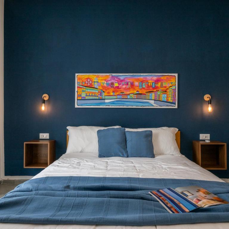 La Corte Rooms Pisa - King Room with Roll-In Shower - Disability Access - 2