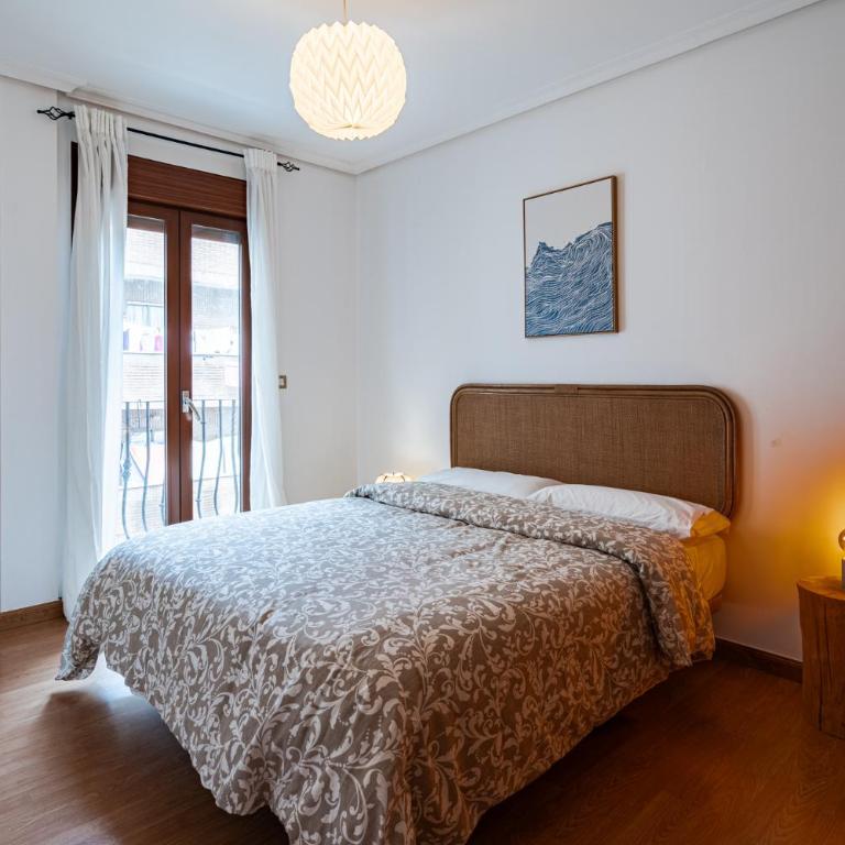 Céntrico, luminoso y silencioso - Apartamento de 2 dormitorios - 12