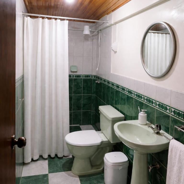VillaHouse - Huaraz - Habitación Deluxe (2 adultos + 1 niño) - 4