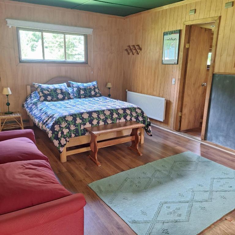 CasaVerde Hostal Ecologico - Family Suite with Private Bathroom - 1