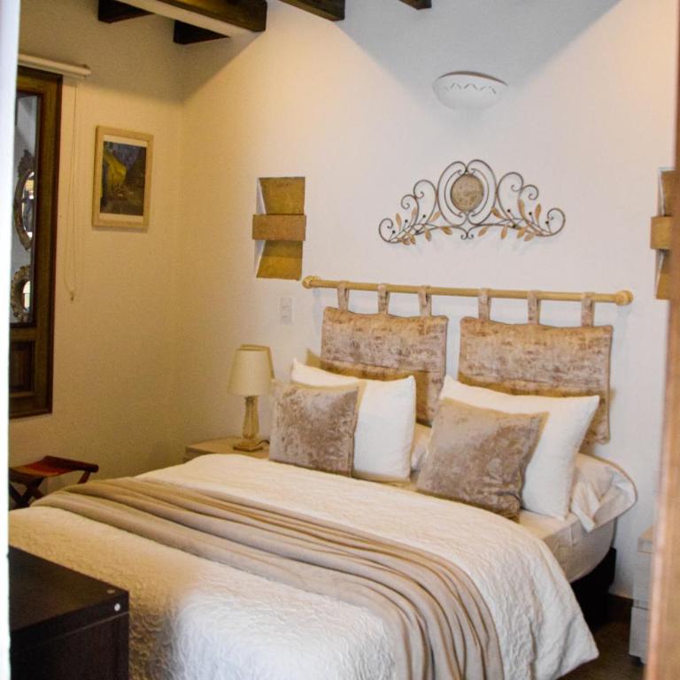 Santa Lucía Casa Hotel - Deluxe Double Room - 2