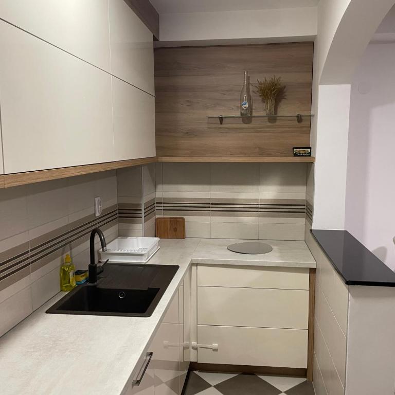 I&I Apartments III - Two-Bedroom Apartment - 4