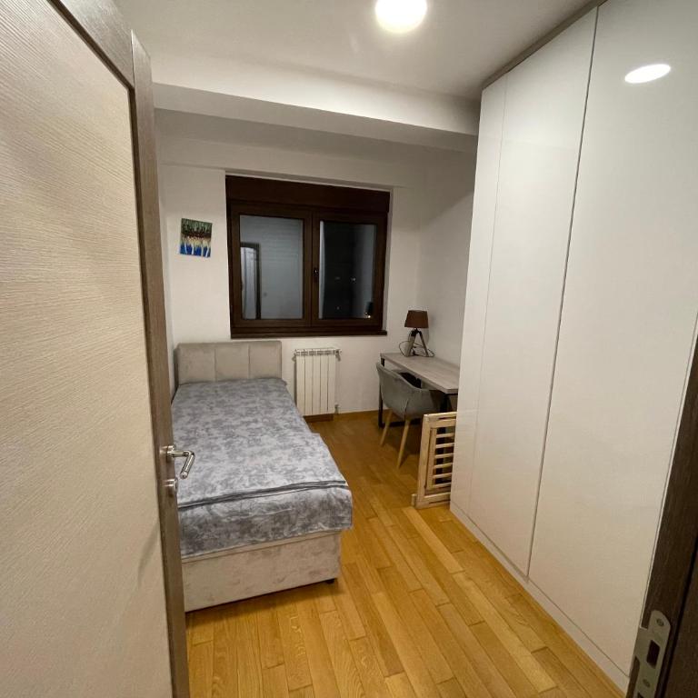 I&I Apartments III - Two-Bedroom Apartment - 7