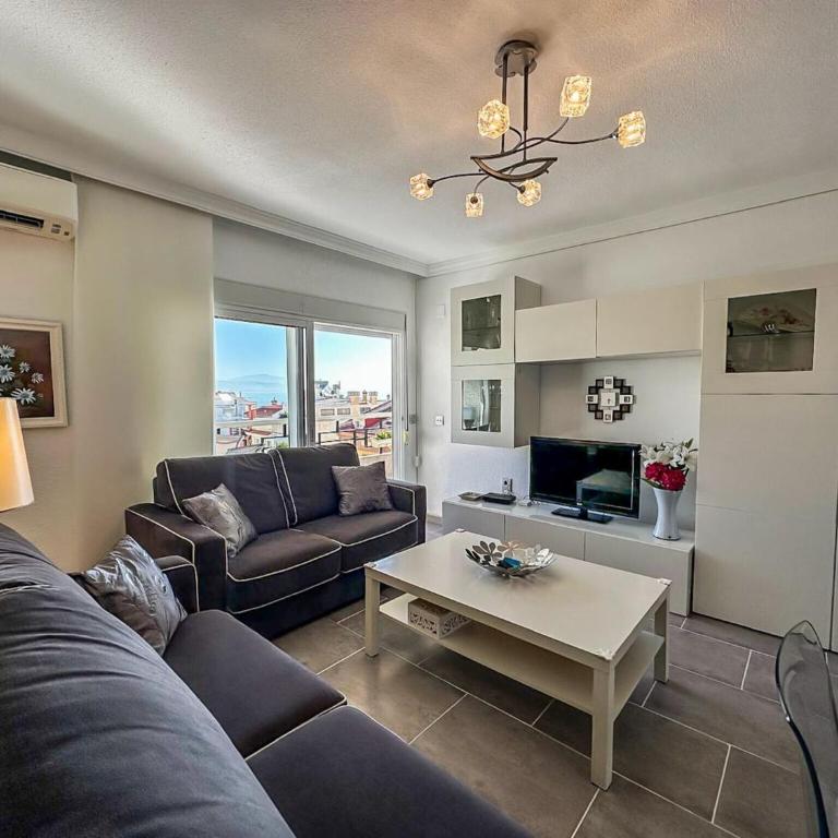 Beachfront Apartment in La Carihuela - Apartamento de 1 dormitorio - 8