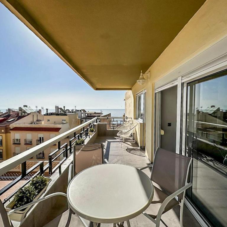 Beachfront Apartment in La Carihuela - Apartamento de 1 dormitorio - 13
