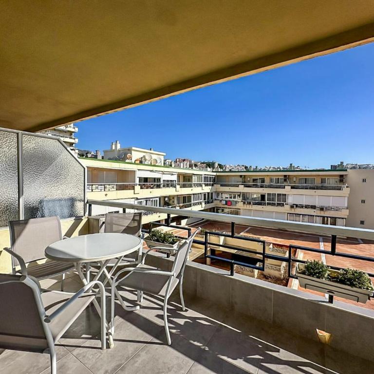 Beachfront Apartment in La Carihuela - Apartamento de 1 dormitorio - 11