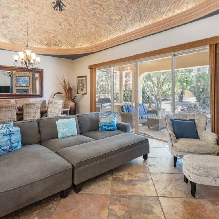 3BR Villa w/ Rooftop Sea Views Steps to Beach - Villa - 59