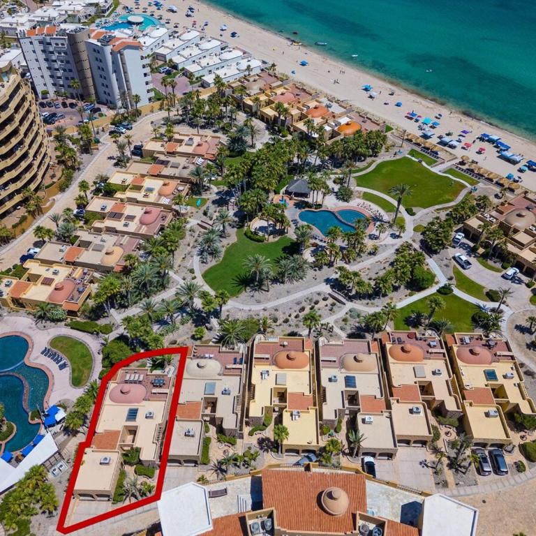 3BR Villa w/ Rooftop Sea Views Steps to Beach - Villa - 66