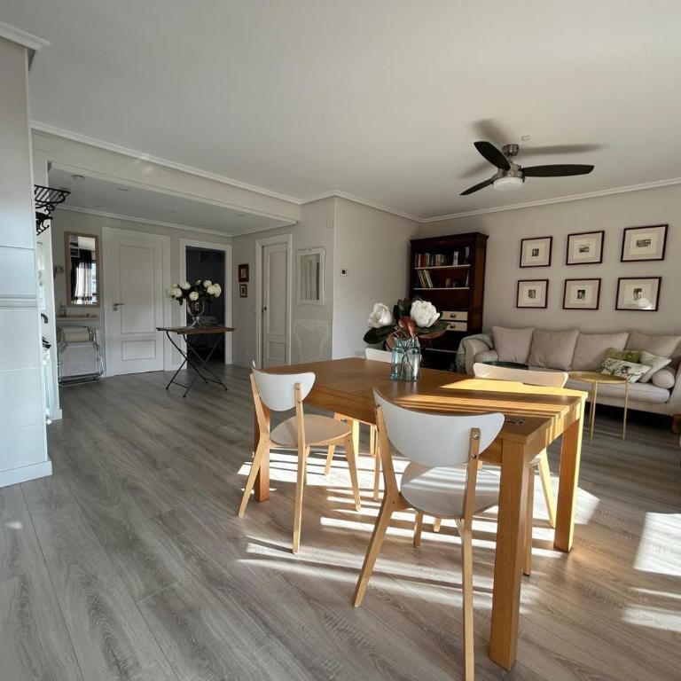 Apto La Estambrera I I Wifi y Aire Acondicionado - Apartamento - 19