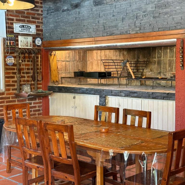 Doble casa con piscina en Gualeguaychú - Casa de 2 dormitorios - 65