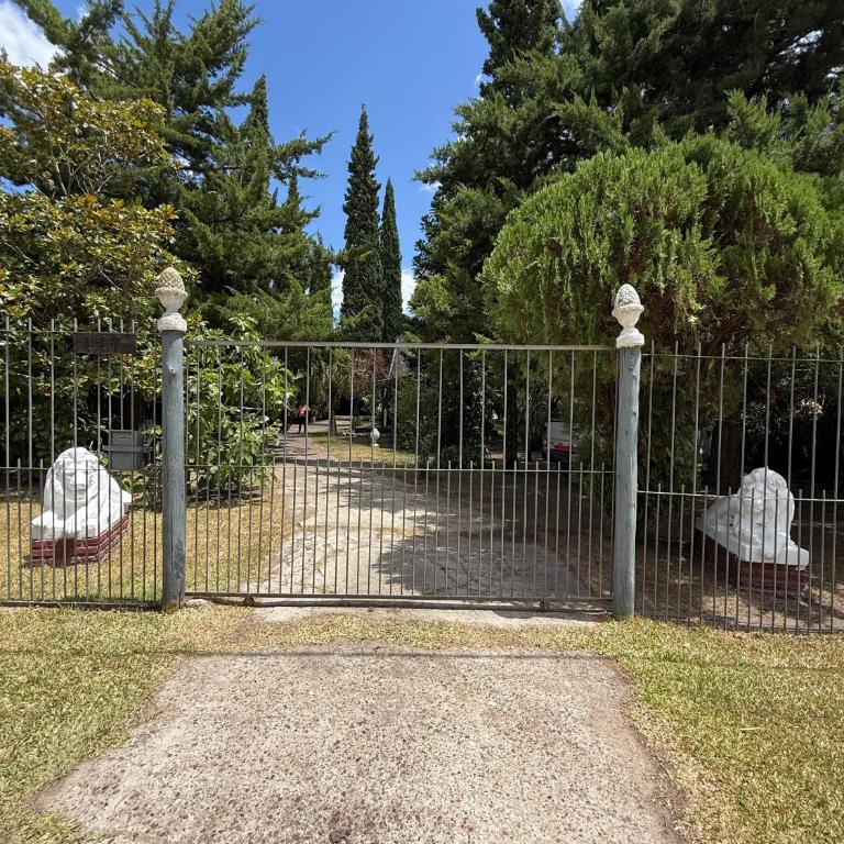 Doble casa con piscina en Gualeguaychú - Casa de 2 dormitorios - 91