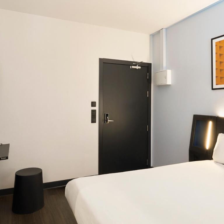 Four Points Flex by Sheraton Malaga Centre - Habitación Doble Estándar con 1 cama grande - 7