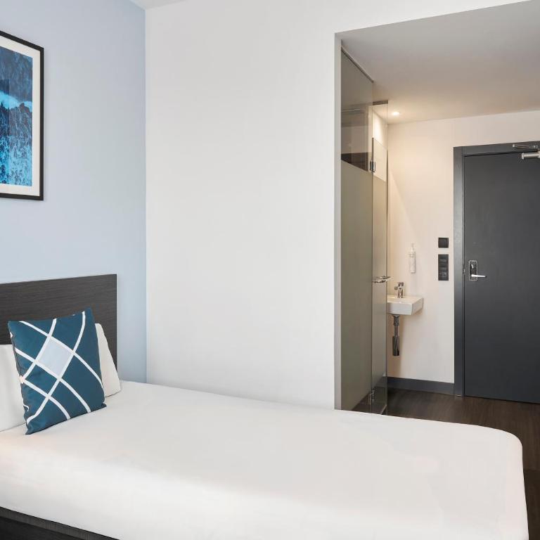 Four Points Flex by Sheraton Malaga Centre - Habitación Doble Estándar - 2 camas - 6