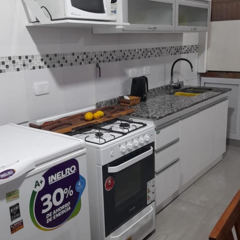 Casa con pileta - Two-Bedroom Apartment - 2