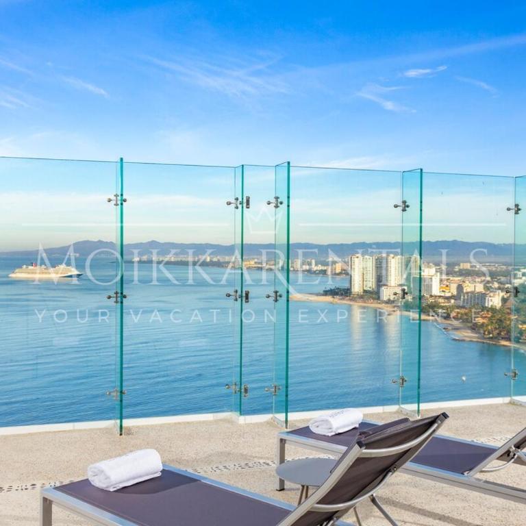 Harbor N702 Rooftop Pool & Sky Gym Views - One-Bedroom Apartment - 21
