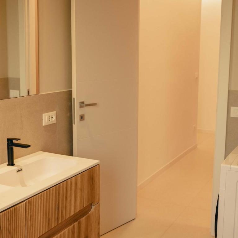 Charlies House by the sea - Three-Bedroom Standard Apartment - 29