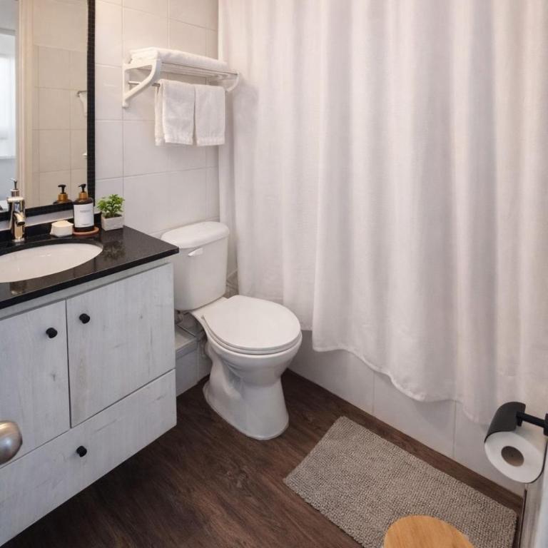 Espacio acogedor en la ciudad - Incluye estacionamiento - Two-Bedroom Apartment - 16