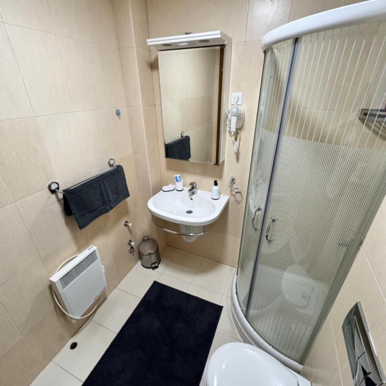 Snowflake Residence - Room #1583323401 - 12