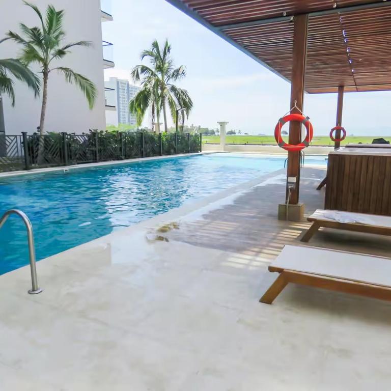 Apto de Lujo Frente al Mar con Piscina - Two-Bedroom Apartment - 22