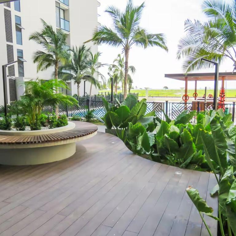 Apto de Lujo Frente al Mar con Piscina - Two-Bedroom Apartment - 31