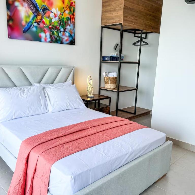 Apto de Lujo Frente al Mar con Piscina - Two-Bedroom Apartment - 26