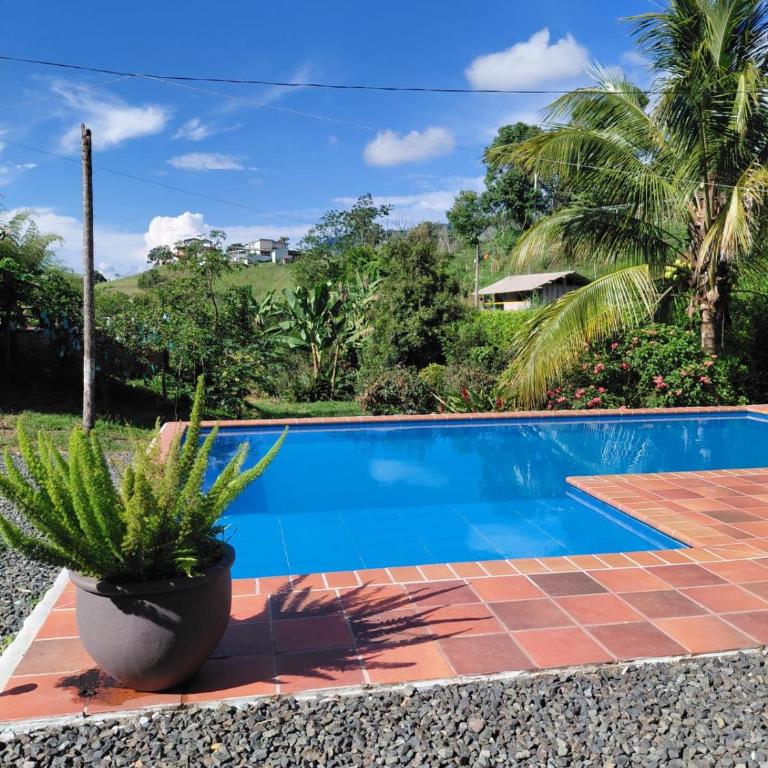Casa campestre con piscina privada 20 personas - Four-Bedroom House - 21
