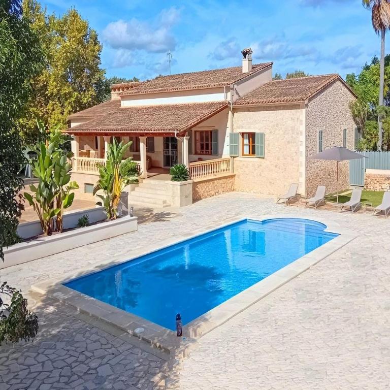Elegant Family Villa Close to Manacor - Three-Bedroom Vacation Home - 2