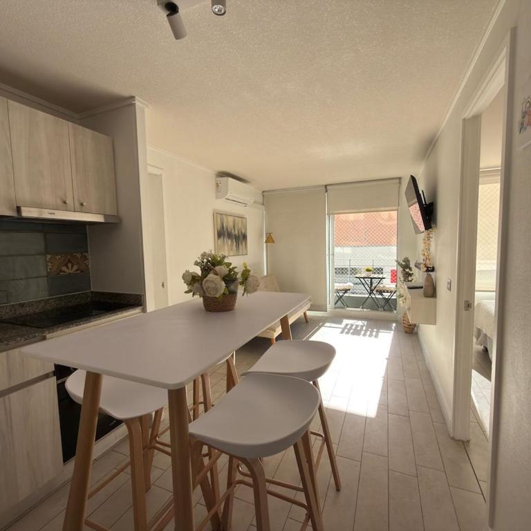 Close to the Metro Santa Ana - Apartamento de 3 dormitorios - 2