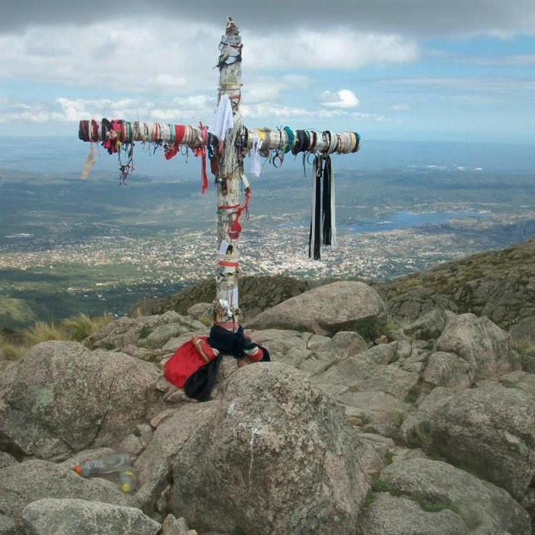 Uritorco Flats - One-Bedroom House - 14