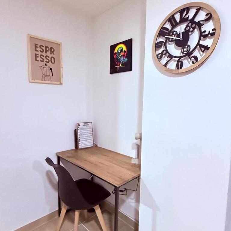 Apartaestudio completo en Itagüí - Shalom - 201 - Room #1583358301 - 3
