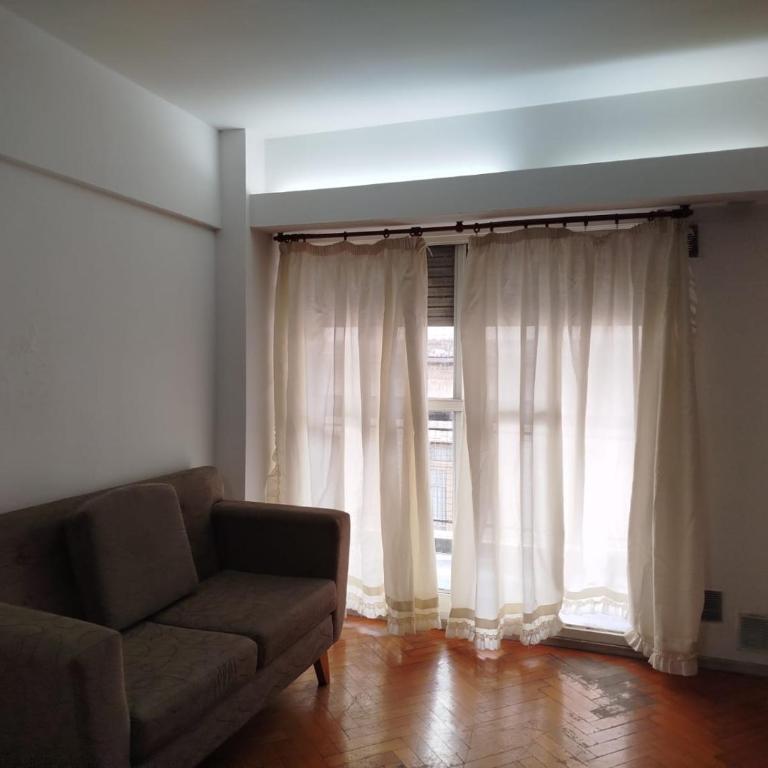 Departamento 3 dormitorios en Laprida y Mendoza - Apartamento de 3 dormitorios - 10
