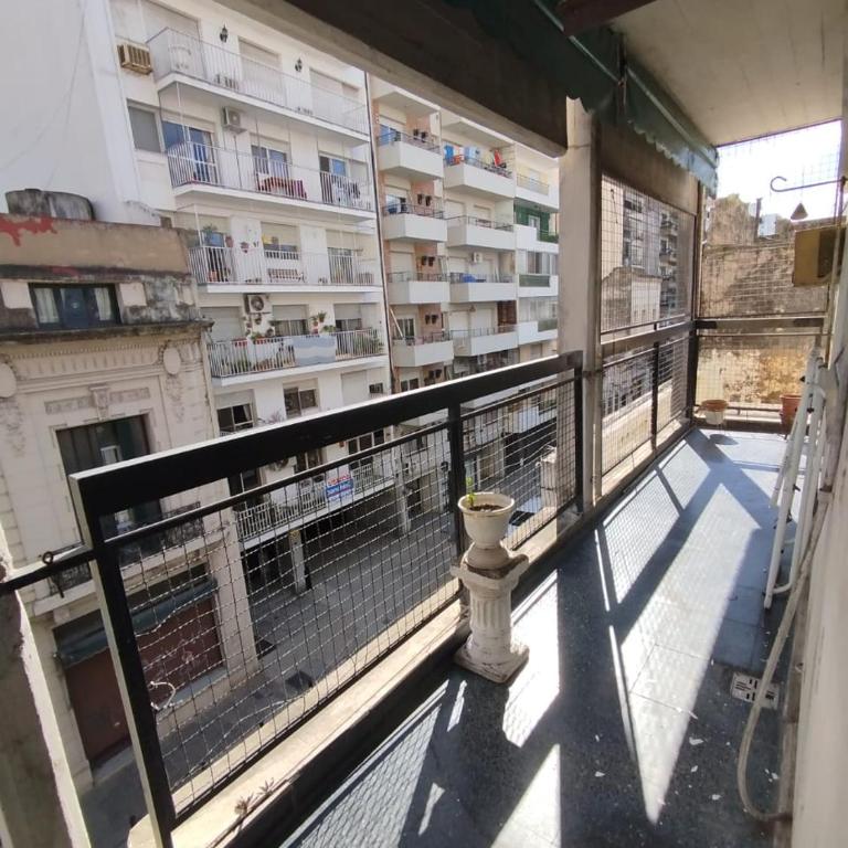 Departamento 3 dormitorios en Laprida y Mendoza - Apartamento de 3 dormitorios - 11