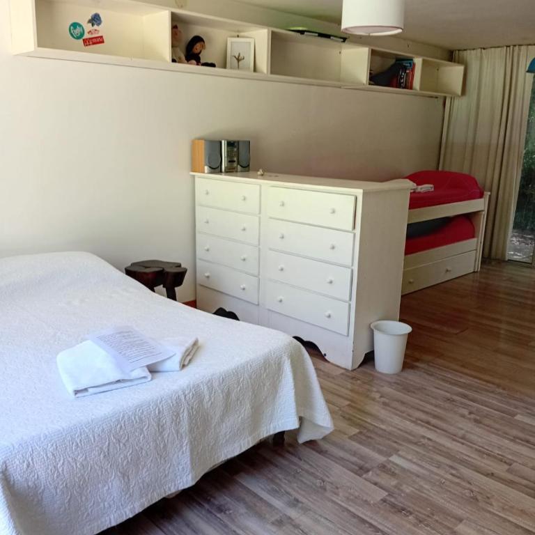 Excelente Casa Quinta Los Bosquecitos - Brandsen - Three-Bedroom House - 62
