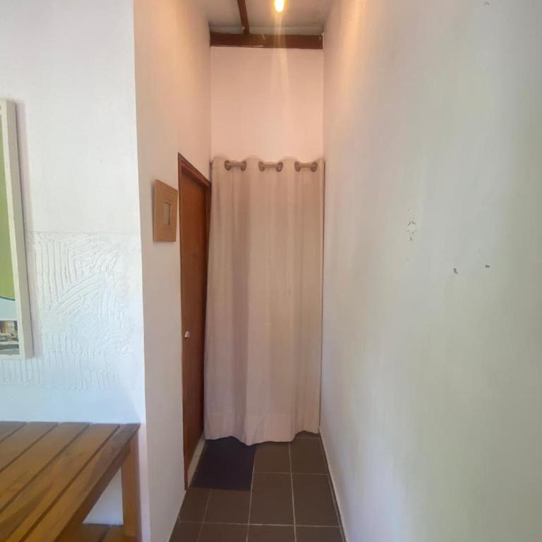 Apartaestudio con balcón cerca al mar - Apartamento de 1 dormitorio - 10