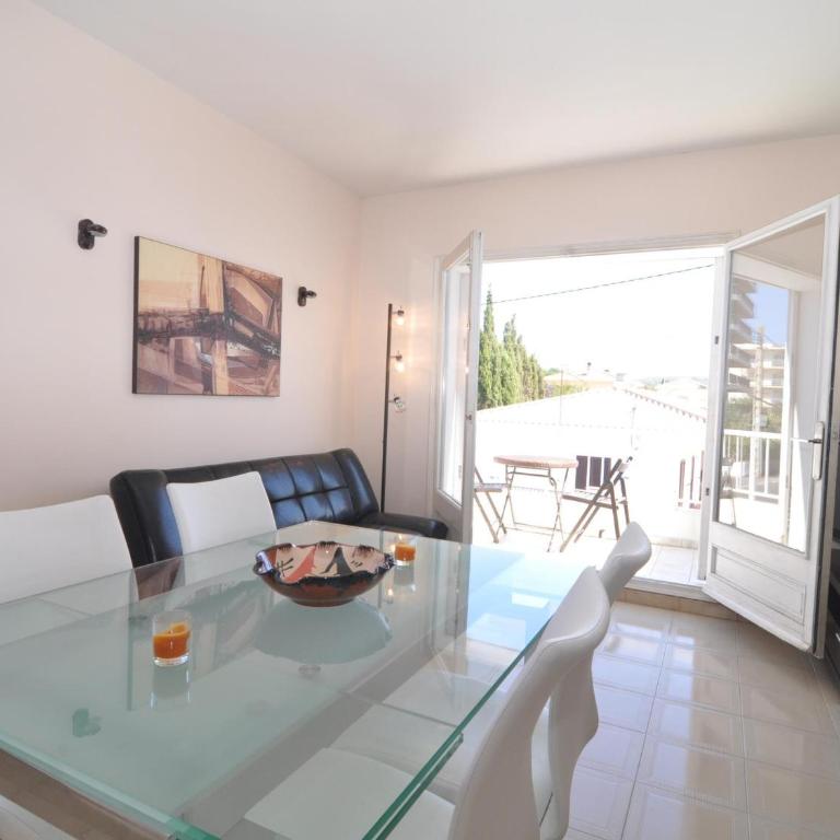 Apartamento cómodo a 10 min de la playa - HISP-7-39 - Apartment - 2