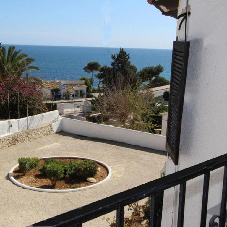 Acogedora casa en Moraira con piscina comunitaria, cerca de la playa, ideal para familias y amigos - HISP-216-222 - Casa - 20