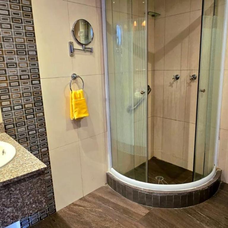 Hotel Savoy Inn - Superior Double Room - 13