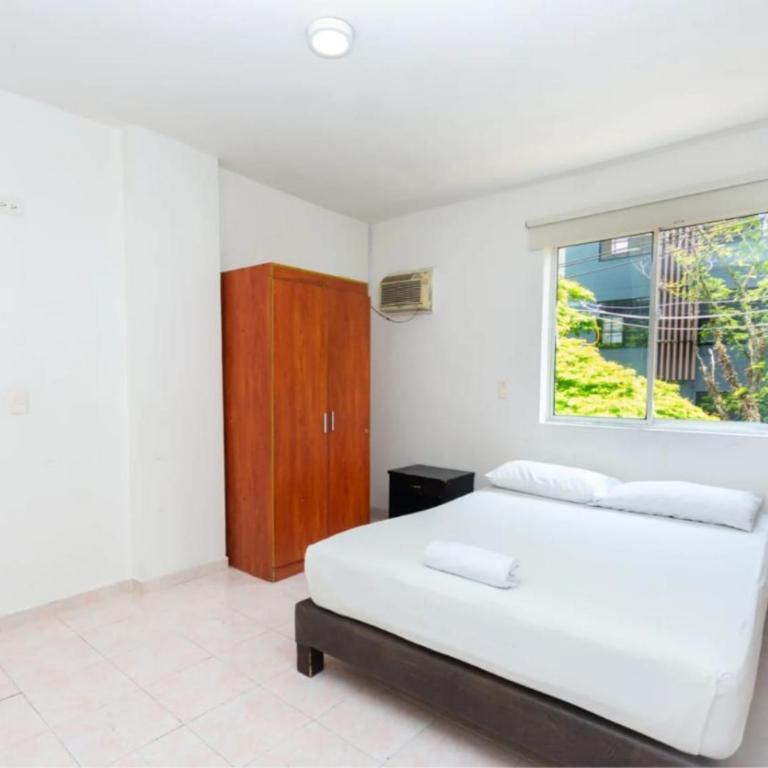 Hotel, Villa Real,Medellín ,Laureles,Estadio - Standard Double Room - 4