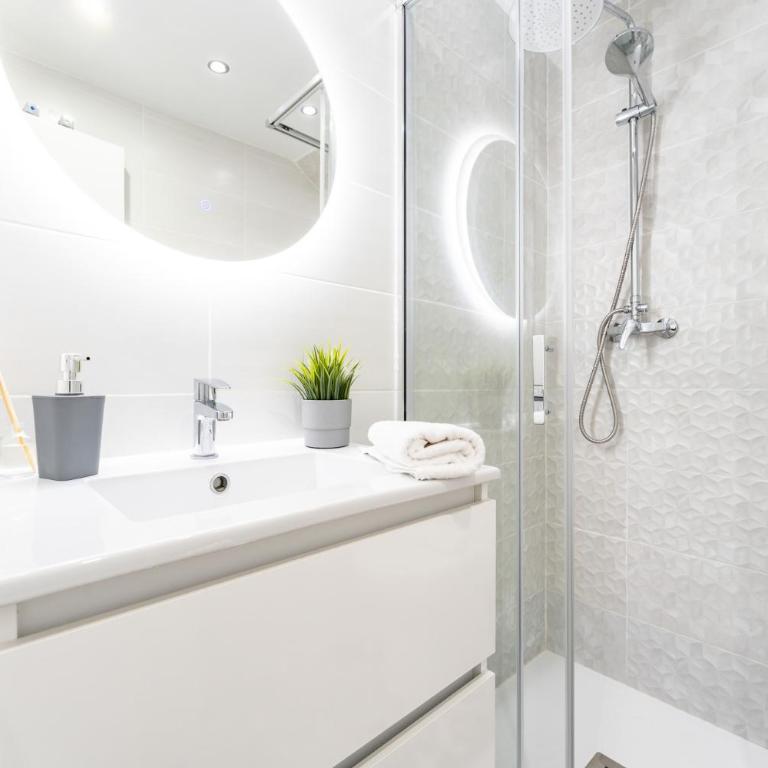 Peña City Center Apartment - Three-Bedroom Apartment - 14