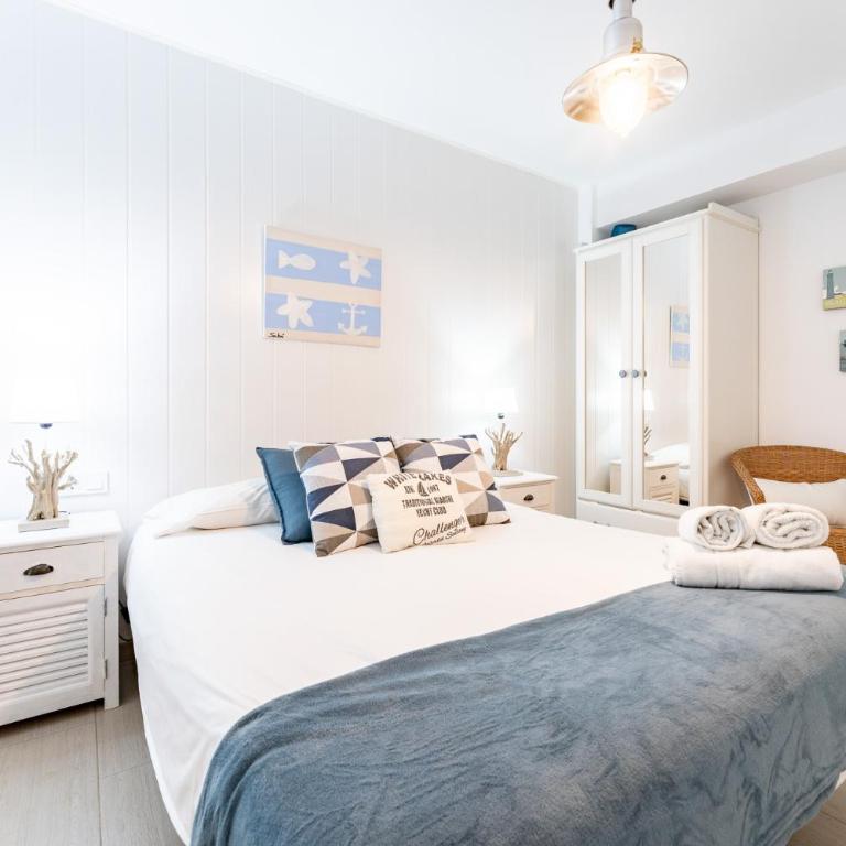 Peña City Center Apartment - Three-Bedroom Apartment - 11