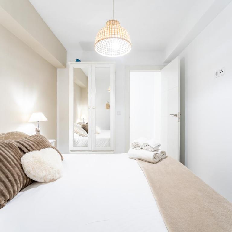 Peña City Center Apartment - Three-Bedroom Apartment - 19