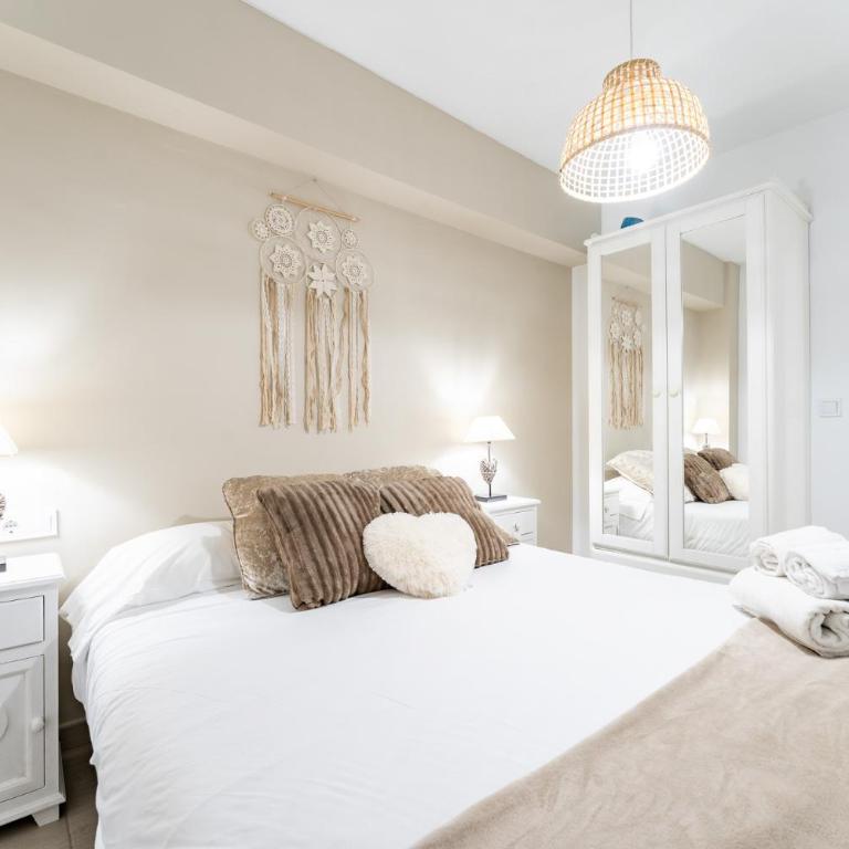 Peña City Center Apartment - Three-Bedroom Apartment - 18