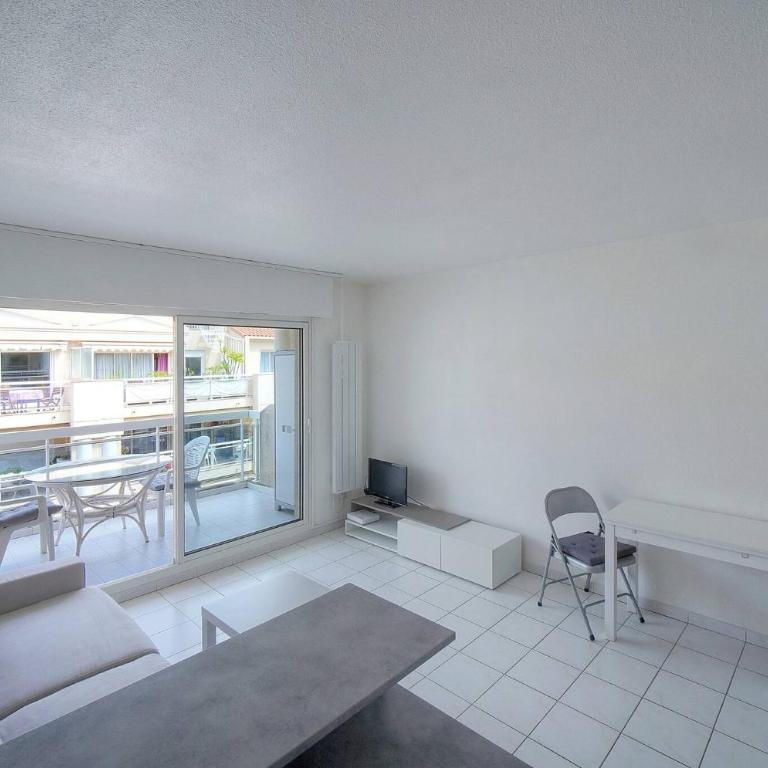 FRGK Gallieni Terrace Quiet Executive Stay Walk to Palais - Appartement avec Terrasse - 13