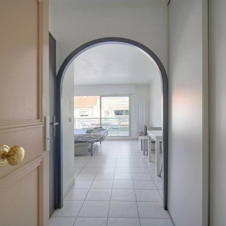 FRGK Gallieni Terrace Quiet Executive Stay Walk to Palais - Appartement avec Terrasse - 15